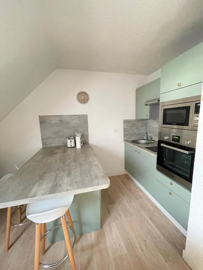 Apartment Appartement Cosy Proche De La Gare Lorient France